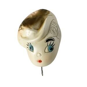 Vtg Chalk Ware Woman Head Wall Hanging Feather Hat Plaster Antique Lady Key Hook